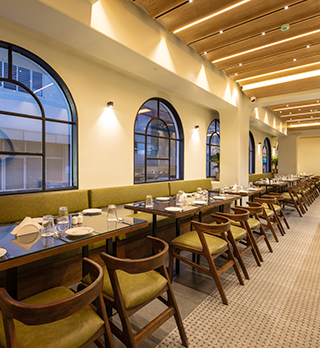 Central Flavors Dining